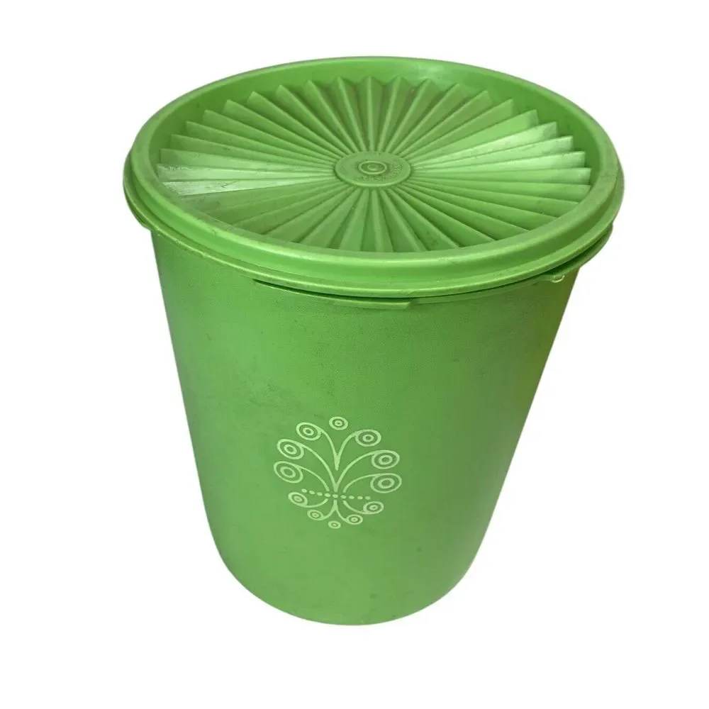 4 Vintage Tupperware Servalier‎ Canisters 3 Yellow  1 Green with Lids Nesting